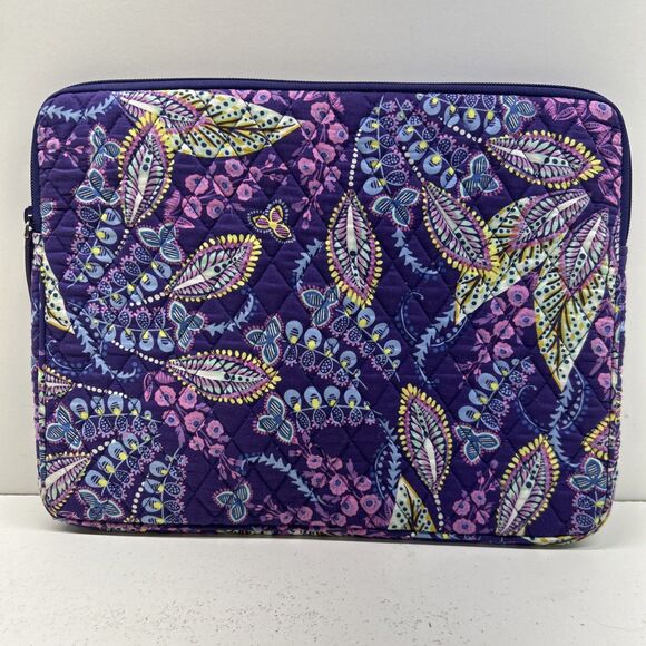 Vera Bradley Laptop Sleeve Floral Paisley Design Purple Quilted Zipper 11 x 14” - Picture 1 of 5